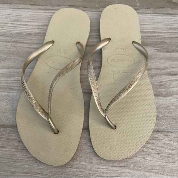 Havaianas “Light Golden” Slim Flip Flop - Picture 1 of 3